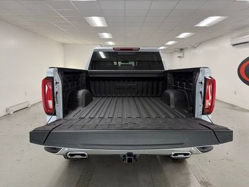 New 2026 GMC Sierra 1500 SLT w/ SLT Premium Plus Package image 19