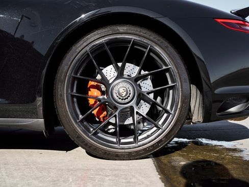 Used 2019 Porsche 911 Targa 4 GTS image 18