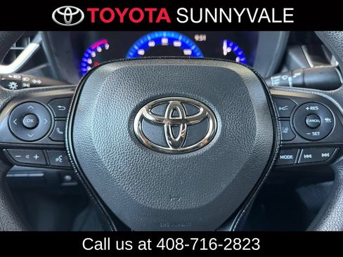 Used 2021 Toyota Corolla LE FWD image 26