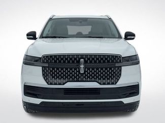 New 2025 Lincoln Navigator Reserve video 2