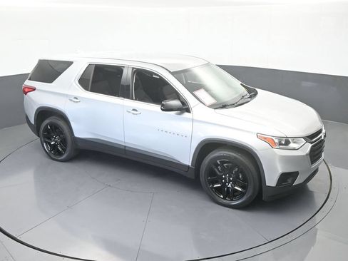 Used 2020 Chevrolet Traverse LS FWD image 49