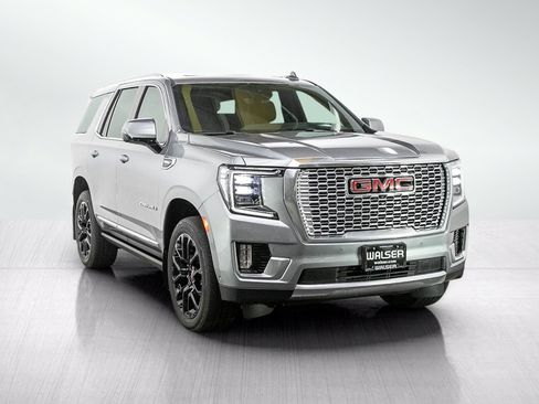 Used 2024 GMC Yukon Denali w/ Denali Reserve Package AWD/4WD image 7