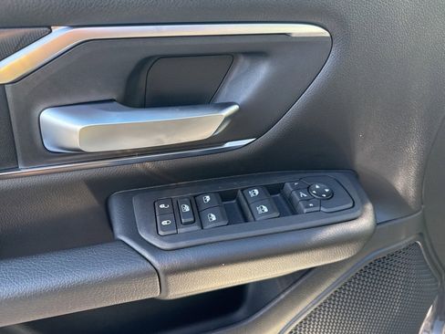 New 2026 RAM 1500 4x4 Crew Cab image 23