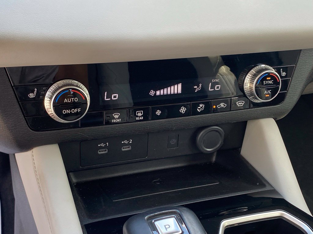 Used 2025 Mitsubishi Outlander SE AWD/4WD image 19
