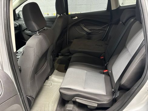 Used 2018 Ford Escape SE w/ SE Sync 3 Package AWD/4WD image 26