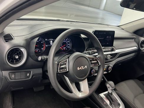 Used 2024 Kia Forte LXS image 6