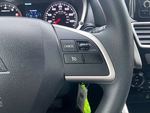 Used 2018 Mitsubishi Eclipse Cross ES image 19