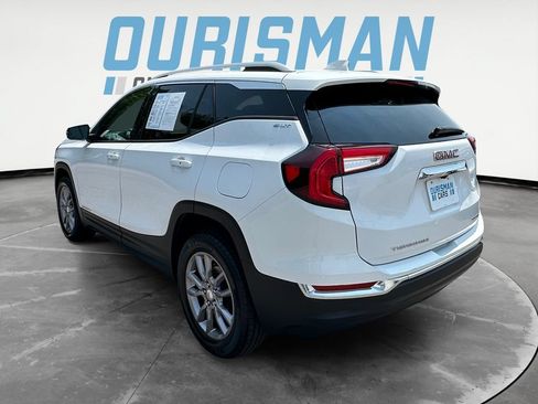 Used 2024 GMC Terrain SLT AWD/4WD image 4