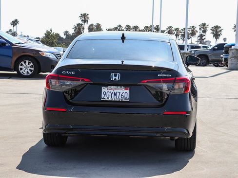 Used 2023 Honda Civic Touring image 6