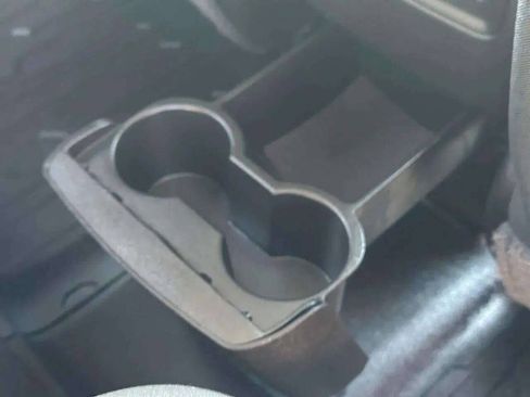 Used 2021 GMC Acadia SLE w/ Driver Convenience Package image 30