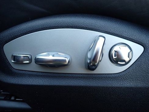 Used 2022 Porsche Macan image 23