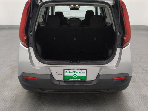 Used 2020 Kia Soul LX image 29