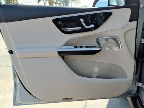 New 2027 Mercedes-Benz GLC 350e 4MATIC image 12