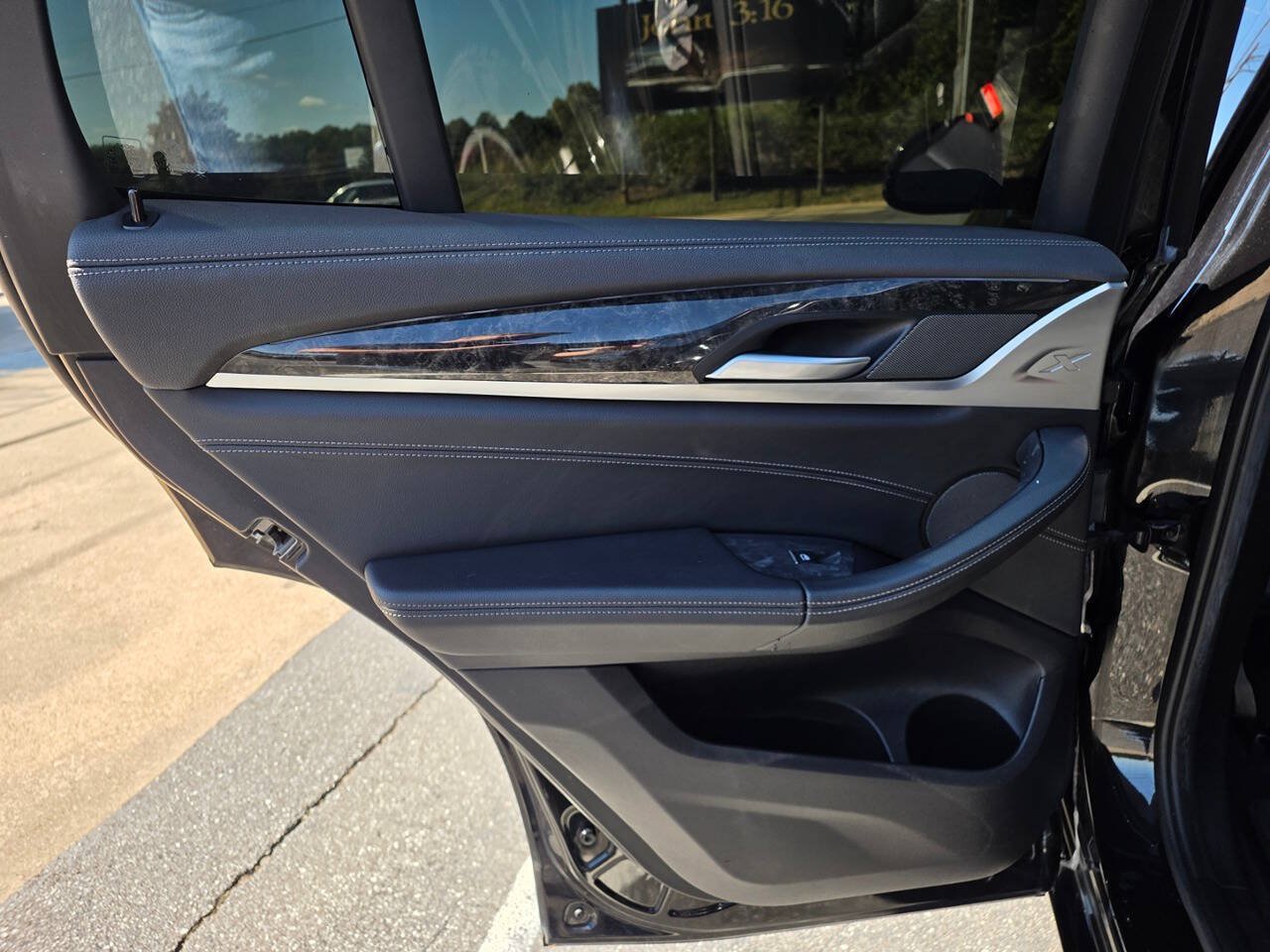 Used 2018 BMW X3 xDrive30i w/ M Sport Package AWD/4WD image 15