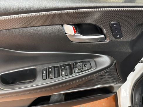 Used 2020 Hyundai Santa Fe Limited image 22