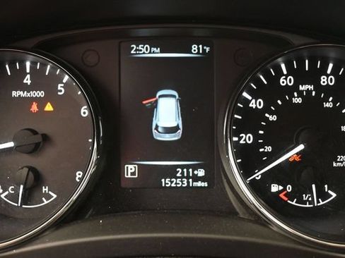 Used 2017 Nissan Rogue SV w/ Midnight Edition Package AWD/4WD image 26