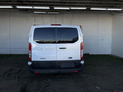 Used 2016 Ford Transit 350 XL image 4