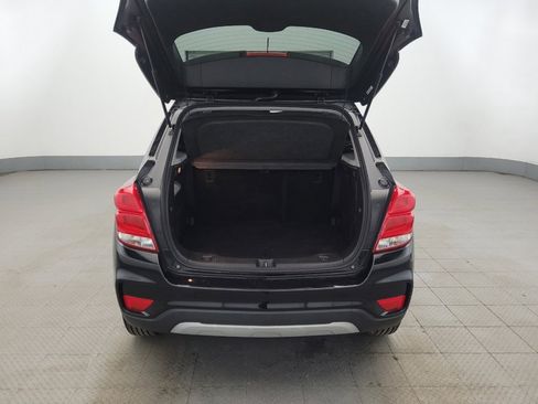 Used 2019 Chevrolet Trax LT w/ LT Convenience Package image 29