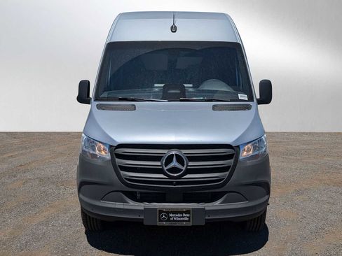 New 2025 Mercedes-Benz Sprinter 2500 image 8
