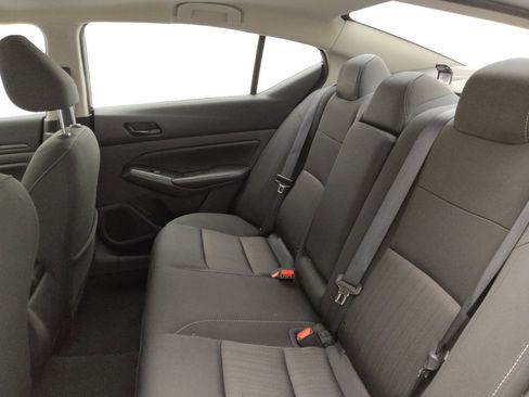 Used 2024 Nissan Altima 2.5 SV image 18