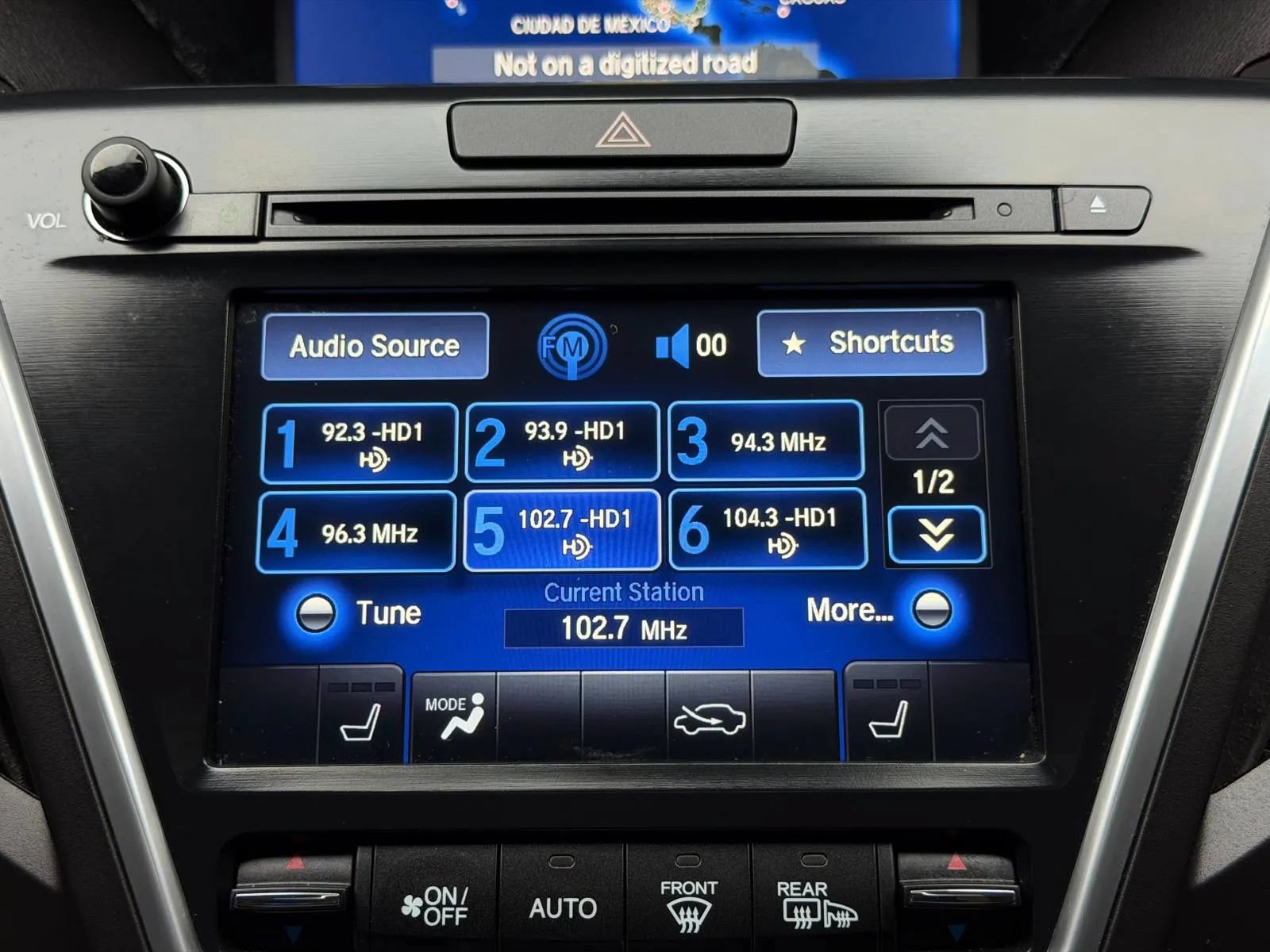 Used 2014 Acura MDX w/ Tech & Entertainment Pkg AWD/4WD image 44