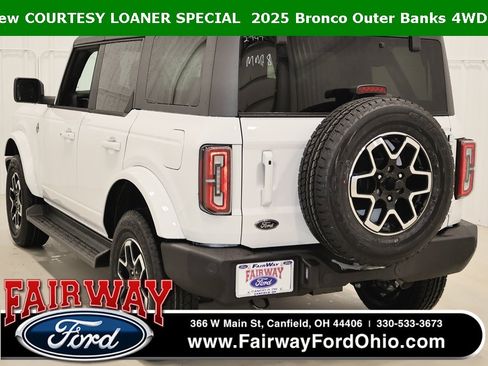 New 2025 Ford Bronco Outer Banks image 6