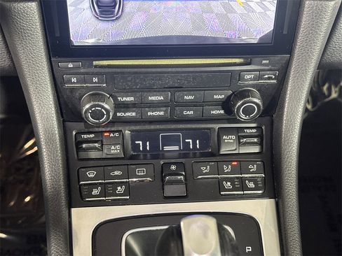 Used 2017 Porsche 911 Carrera image 28