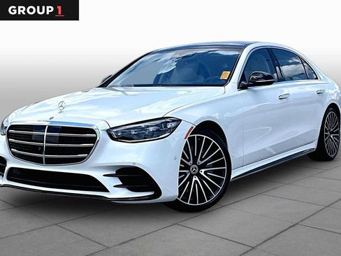 Used 2022 Mercedes-Benz S 500 4MATIC image 1