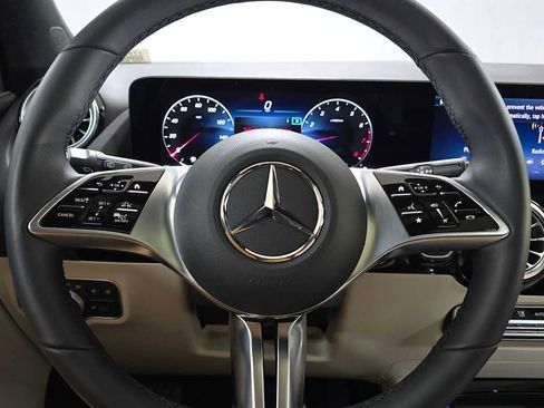 Certified 2026 Mercedes-Benz GLA 250 4MATIC image 27