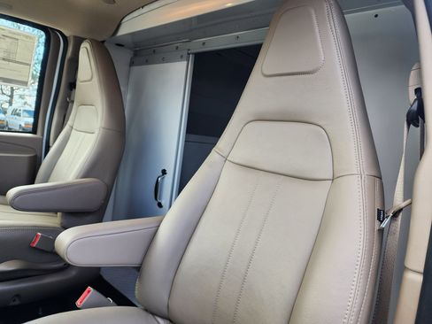 New 2025 Chevrolet Express 3500 w/ Power Convenience Package image 22