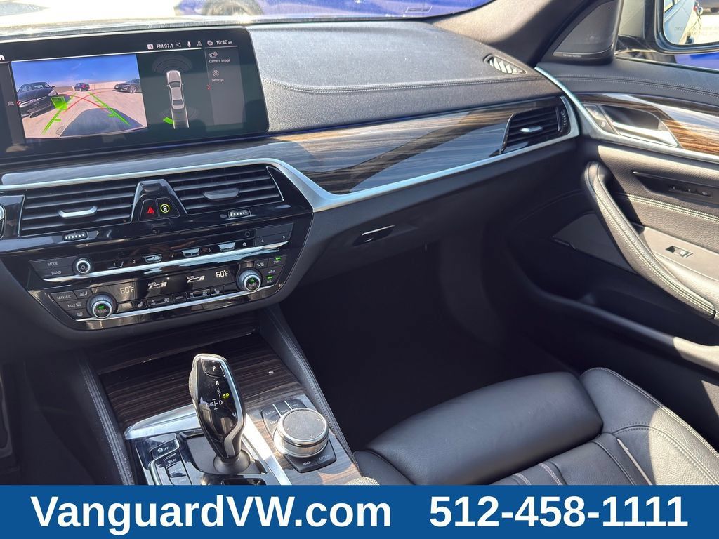 Used 2021 BMW M550i xDrive AWD/4WD image 27