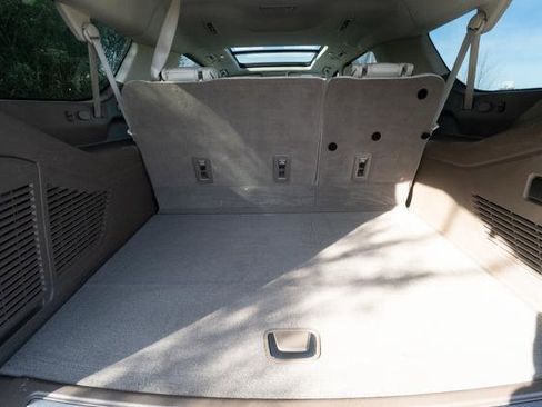 Used 2022 GMC Yukon XL Denali image 30