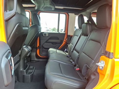 New 2025 Jeep Wrangler Rubicon 392 image 9