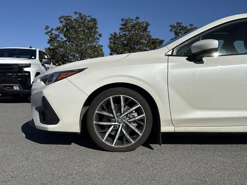 Used 2024 Subaru Impreza 2.0i Sport image 6