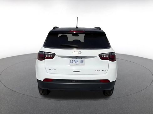 Used 2025 Jeep Compass Limited AWD/4WD image 10