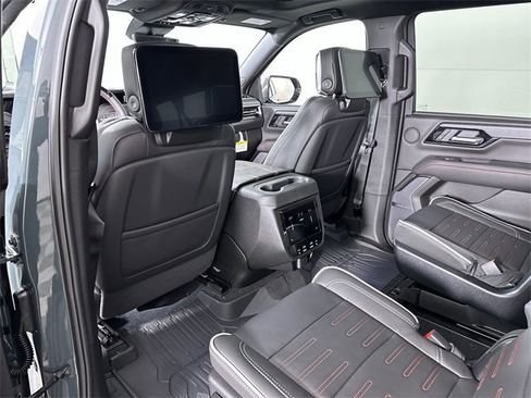 New 2026 GMC Yukon XL AT4 Ultimate w/ LPO, Floor Liner Package image 22