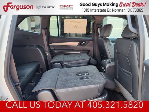 New 2026 Buick Enclave Preferred w/ Power Package FWD image 45