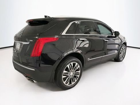 Used 2017 Cadillac XT5 Premium Luxury w/ LPO, Wheel Lock Package FWD image 6
