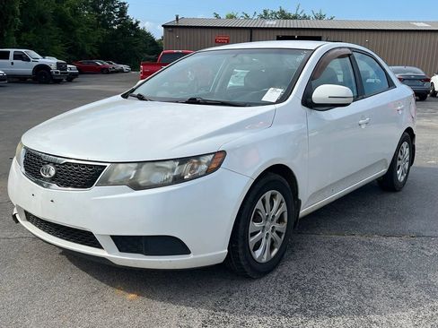 Used 2013 Kia Forte EX FWD image 4