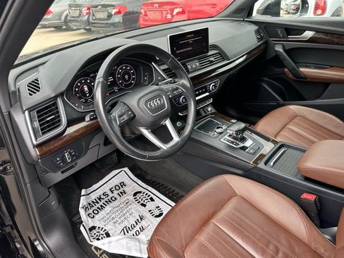 Used 2019 Audi Q5 2.0T Premium Plus w/ Premium Plus Package AWD/4WD image 16