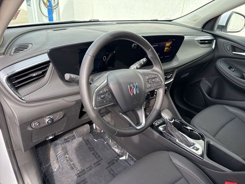 Used 2025 Buick Encore GX Preferred image 11