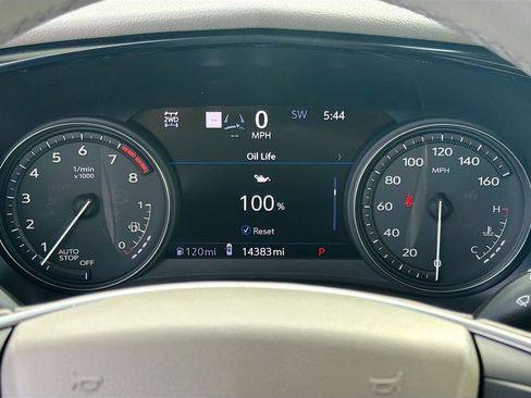 Used 2022 Cadillac XT5 Premium Luxury w/ Technology Package AWD/4WD image 12