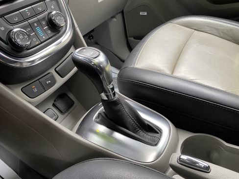 Used 2015 Buick Encore Premium FWD image 29