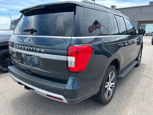 Used 2024 Ford Expedition XLT RWD image 4
