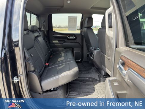 Used 2025 GMC Sierra 1500 SLT w/ SLT Premium Plus Package image 16