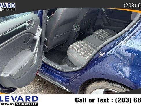 Used 2013 Volkswagen Golf 4-Door FWD image 26