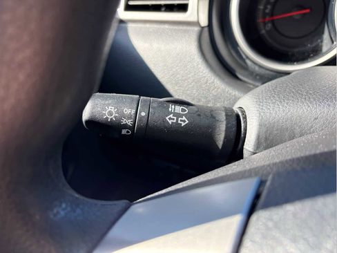 Used 2011 Nissan Versa 1.8 S w/ Plus Pkg image 24