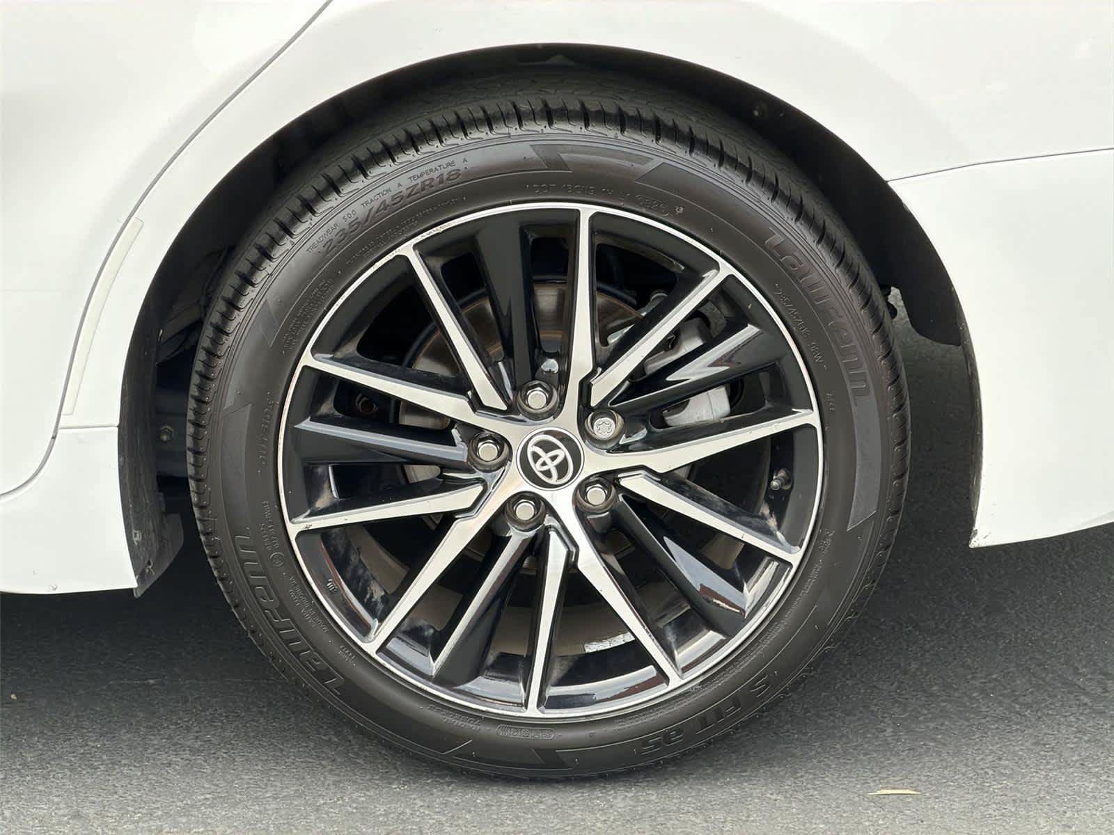 Used 2024 Toyota Camry SE w/ Blackout Package (TMS) FWD image 9