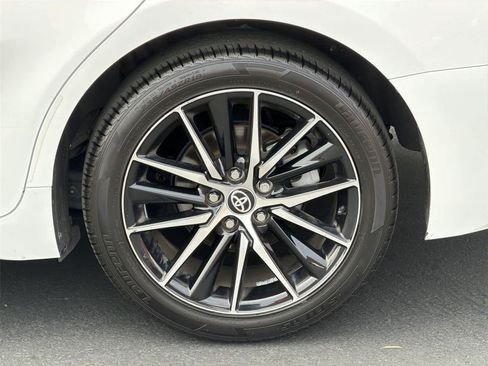 Used 2024 Toyota Camry SE w/ Blackout Package (TMS) FWD image 9