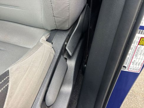 Used 2024 Toyota Tacoma TRD Sport image 23